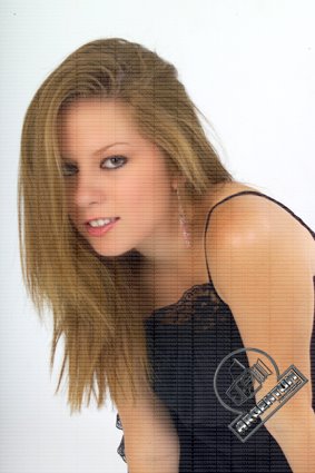 Kyra Steele Shaved antenna kit